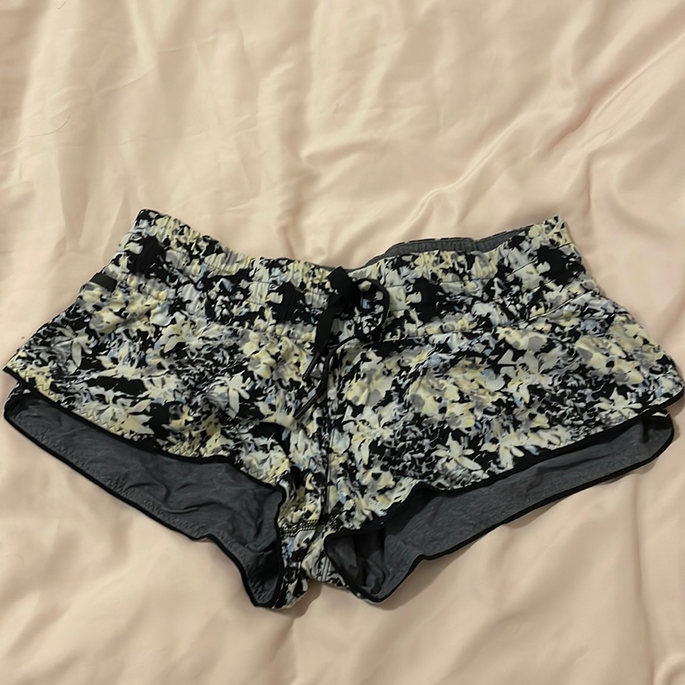 Lululemon reversible shorts